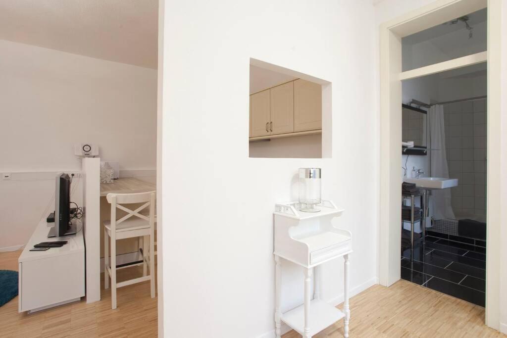 Exclusive 2-Room Souterrain Apartment Nuremberga Exterior foto
